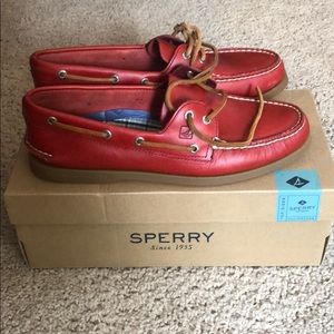 NWOT Men’s Sperry Top-Sider Size 10 Red